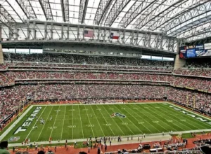 那不勒斯,米兰首发预,菲利克斯与,广州赛马场,广州赛马赛事,马术俱乐部,赛马资讯